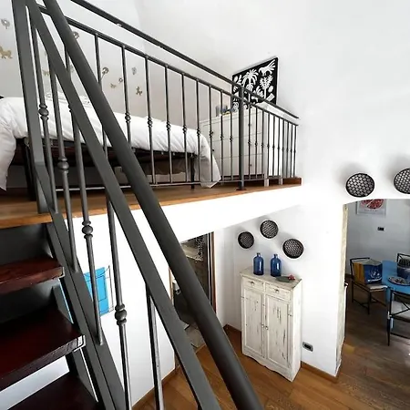 Polly House Apartament Bari